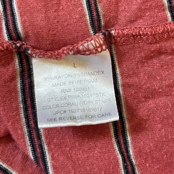 Pink Republic Woman Shirt Size Large Stripes - Picture 3 of 3